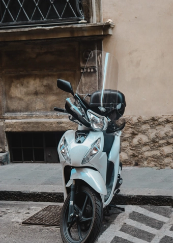 Knallert - Klik for at tilmelde dig